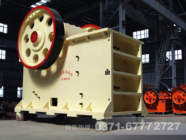 鈉長(cháng)石顎式破碎機廠(chǎng)家哪里好？
