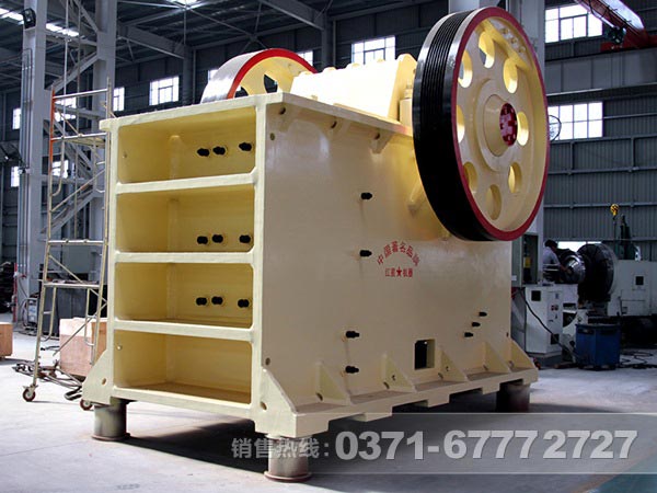 硅線(xiàn)石破碎選什么破碎機好？