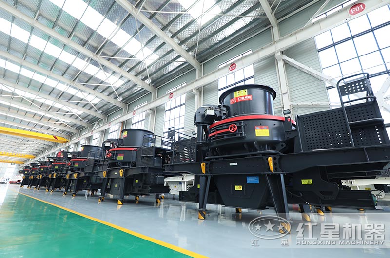 粉碎沙好，還是自然沙好？粉碎沙機設備多少錢(qián)一套？