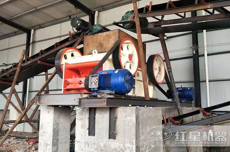 細鄂破機工作現場(chǎng)圖片