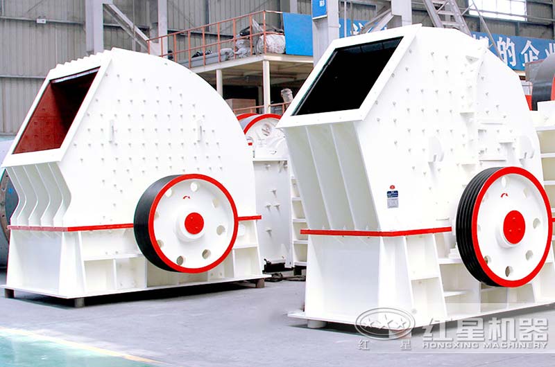 對比傳統錘破，一次成型單段錘破碎石強、出料更好