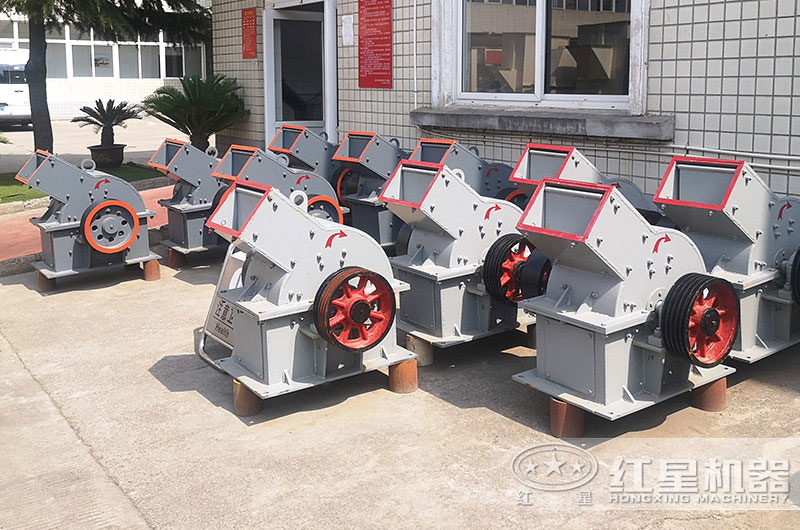 錘式破碎機小型作業(yè)量多少？錘頭及技術(shù)參數