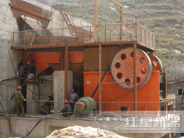 礦石破碎機價(jià)格一臺多少錢(qián)