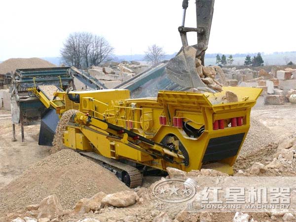 移動(dòng)式石子破碎機一天能處理多少?lài)嵨锪? title=