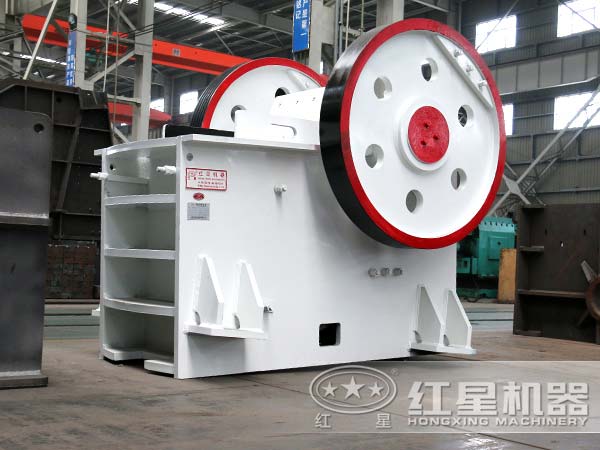 1215廢鋼鄂式破碎機多少錢(qián)一臺？預期產(chǎn)值可達多少?lài)崳? title=