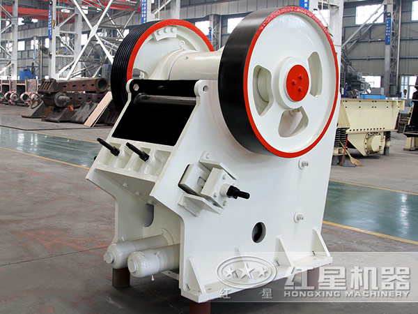 對比傳統鄂破機，新一代歐版鄂式破碎機具有哪些優(yōu)勢？