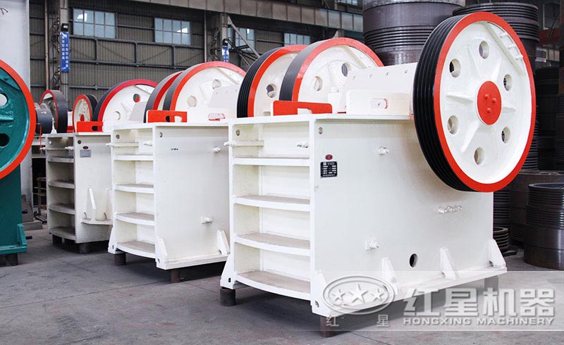 哪兒有小型石子破碎機？一套價(jià)錢(qián)是多少？