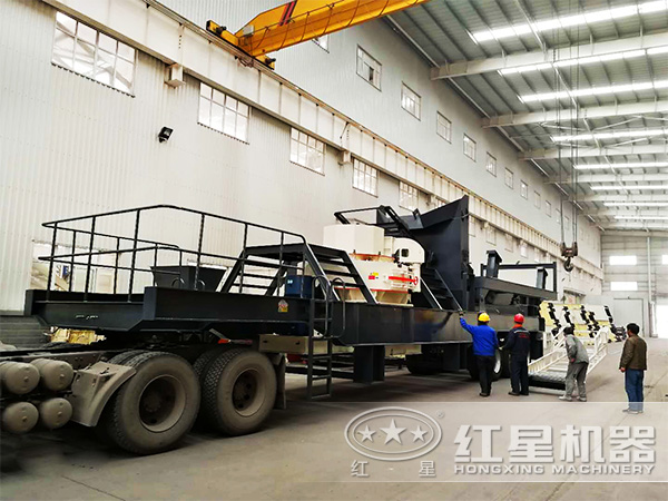 青石、鵝卵石等物料制砂處理推薦使用車(chē)載流動(dòng)制砂機