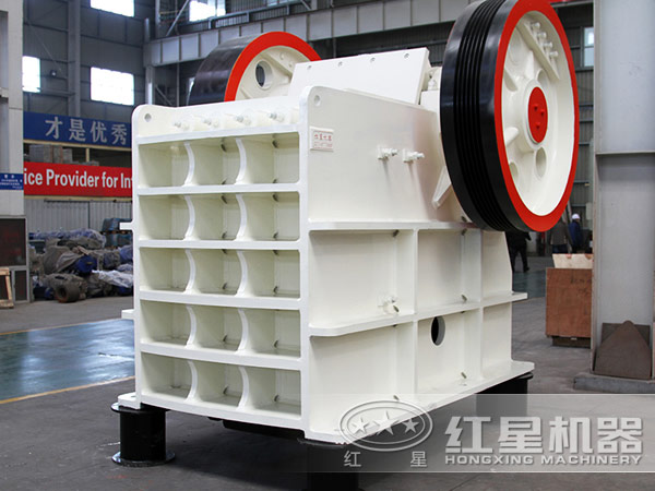 小型石子破碎機多少錢(qián)？去哪買(mǎi)更優(yōu)惠