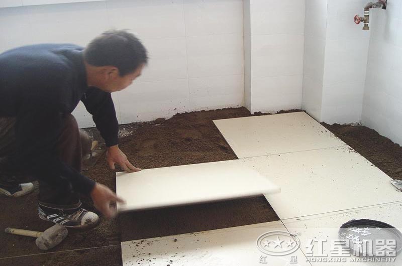 鋪地磚用石粉和沙子哪個(gè)好？制粗石粉用什么制沙機？